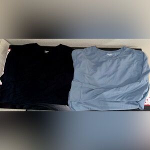 Old Navy Men's Soft Washed Long Sleeve Tees Set of Two